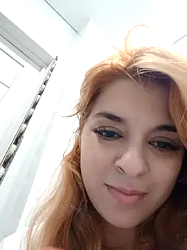 Snapshot of Unforgettable_ket chatting on February 3, 5:03 pm Unforgettable ket online show from February 3, 5:03 pm