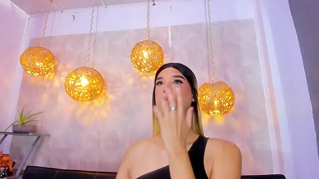 victoria aleia  online show from March 15, 7:48 pm