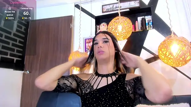 victoria aleia  online show from February 11, 12:04 am