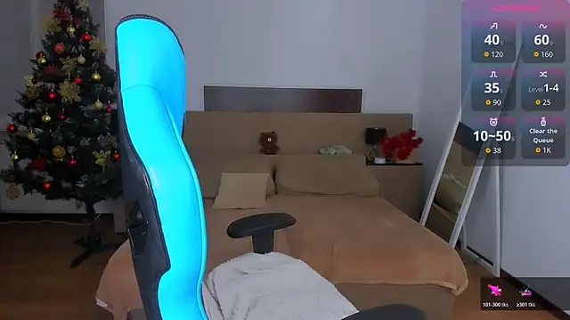 Viola  Shy online show from January 9, 9:05 pm