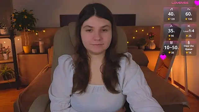 Viola  Shy online show from April 3, 8:18 pm