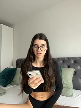 Wildberry  online show from April 11, 7:02 am