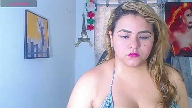 Snapshot of Charlotte_mh chatting on December 19, 7:51 pm Charlotte mh online show from December 19, 7:51 pm