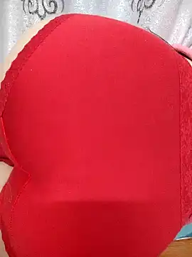 Snapshot of Haralushiaaa chatting on November 2, 7:38 pm Haralushiaaa online show from November 2, 7:38 pm