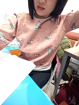 Snapshot of Haralushiaaa chatting on November 29, 1:08 am Haralushiaaa online show from November 29, 1:08 am