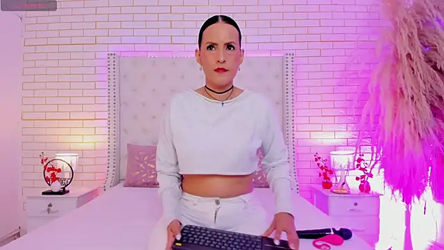 Coco Balenciaga  online show from March 11, 11:49 am