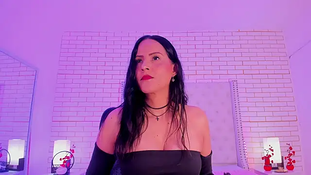 Coco Balenciaga  online show from April 2, 11:41 am