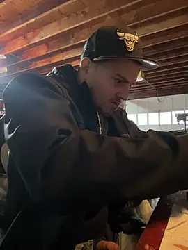 Snapshot of joeycbigcock chatting on December 28, 8:36 pm joeycbigcock online show from December 28, 8:36 pm