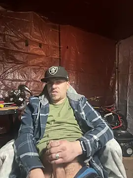 Snapshot of joeycbigcock chatting on January 20, 1:50 am joeycbigcock online show from January 20, 1:50 am