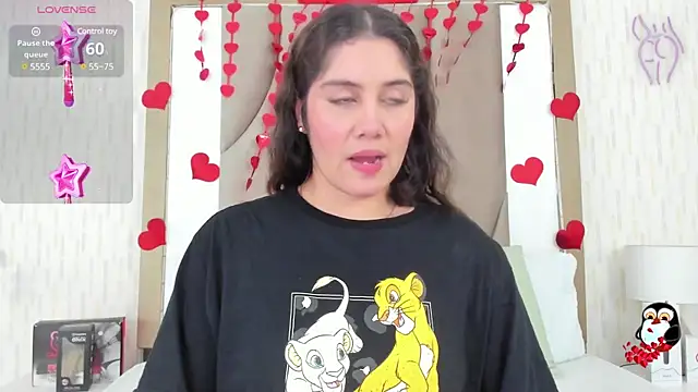 Snapshot of ThyaraJhons chatting on February 15, 12:11 pm ThyaraJhons online show from February 15, 12:11 pm