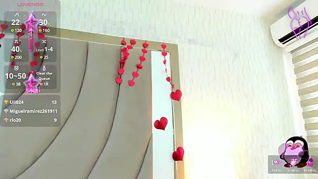 Snapshot of ThyaraJhons chatting on February 20, 3:19 pm ThyaraJhons online show from February 20, 3:19 pm