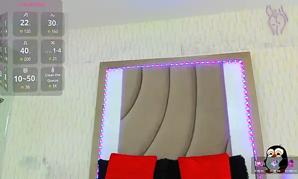 Snapshot of ThyaraJhons chatting on September 17, 12:07 pm ThyaraJhons online show from September 17, 12:07 pm