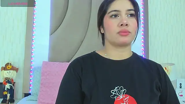 Snapshot of ThyaraJhons chatting on October 22, 12:16 pm ThyaraJhons online show from October 22, 12:16 pm