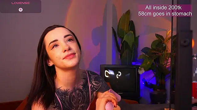 EvaCanton online show from April 1, 2:01 am