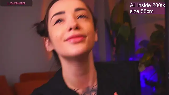 EvaCanton online show from April 19, 2:00 am