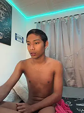 alejo cute online show from May 31, 1:07 pm
