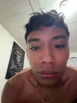 alejo cute online show from July 16, 1:39 pm
