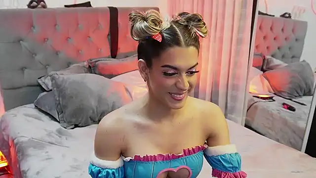 Snapshot of tay_ler3 chatting on March 2, 4:50 am tay ler3 online show from March 2, 4:50 am