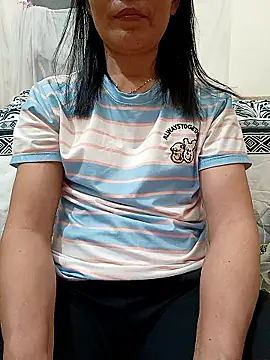 Asian girl13 online show from April 1, 1:41 pm