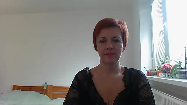 LoraLoraMay online show from October 9, 1:09 pm