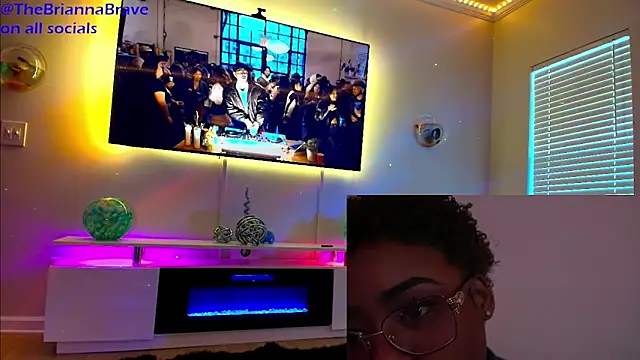 BriannaBrave online show from April 1, 1:41 pm