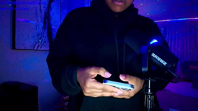 BriannaBrave online show from April 17, 4:37 am