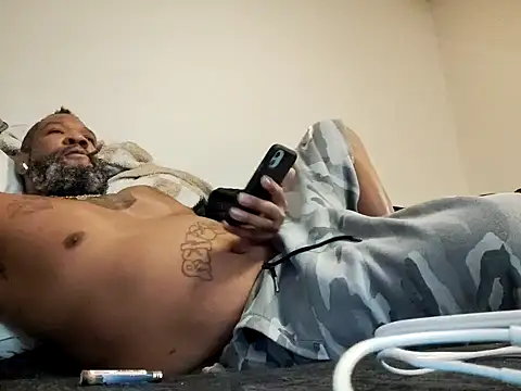 3prettyboy3 online show from April 18, 7:23 am