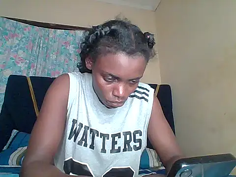 awino001 online show from March 28, 12:21 am