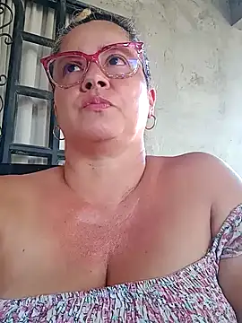 Snapshot of natally_ross21 chatting on February 10, 10:09 pm natally ross21 online show from February 10, 10:09 pm