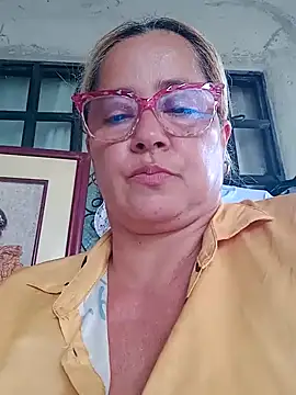 Snapshot of natally_ross21 chatting on February 11, 7:38 pm natally ross21 online show from February 11, 7:38 pm