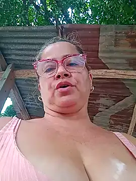 Snapshot of natally_ross21 chatting on February 15, 1:27 pm natally ross21 online show from February 15, 1:27 pm