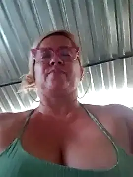 Snapshot of natally_ross21 chatting on March 15, 10:22 pm natally ross21 online show from March 15, 10:22 pm