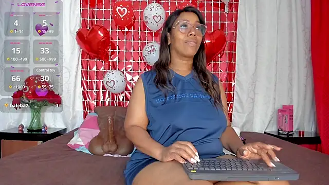 Snapshot of AmbarthSmiith2 chatting on February 19, 6:54 pm AmbarthSmiith2 online show from February 19, 6:54 pm