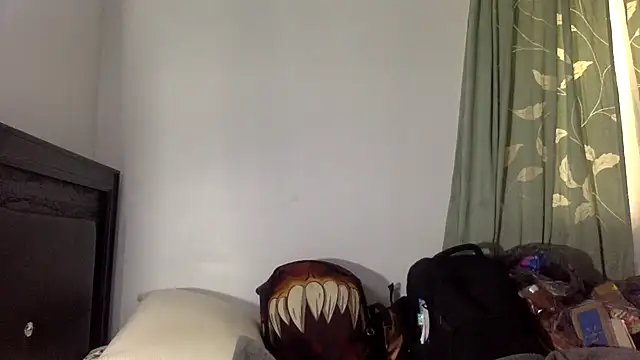 Snapshot of KingDerRico chatting on November 25, 3:01 pm KingDerRico online show from November 25, 3:01 pm