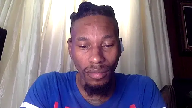 Snapshot of KingDerRico chatting on November 26, 2:51 pm KingDerRico online show from November 26, 2:51 pm