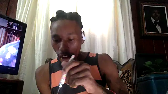 Snapshot of KingDerRico chatting on November 27, 5:59 pm KingDerRico online show from November 27, 5:59 pm