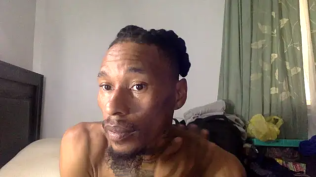 Snapshot of KingDerRico chatting on November 29, 3:15 pm KingDerRico online show from November 29, 3:15 pm