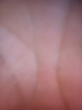 Snapshot of carolyne2023 chatting on January 3, 2:08 pm carolyne2023 online show from January 3, 2:08 pm