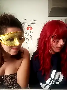 Snapshot of carolyne2023 chatting on January 29, 3:37 pm carolyne2023 online show from January 29, 3:37 pm