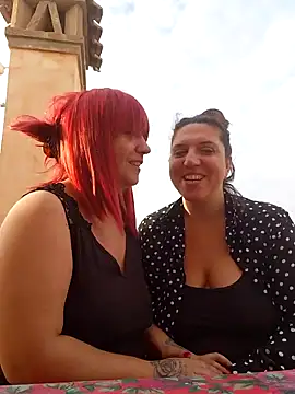 Snapshot of carolyne2023 chatting on September 9, 5:51 am carolyne2023 online show from September 9, 5:51 am