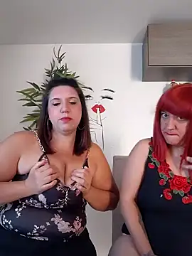 Snapshot of carolyne2023 chatting on September 28, 6:30 am carolyne2023 online show from September 28, 6:30 am