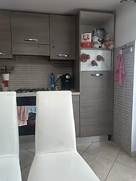 carolyne2023 online show from April 20, 7:22 am