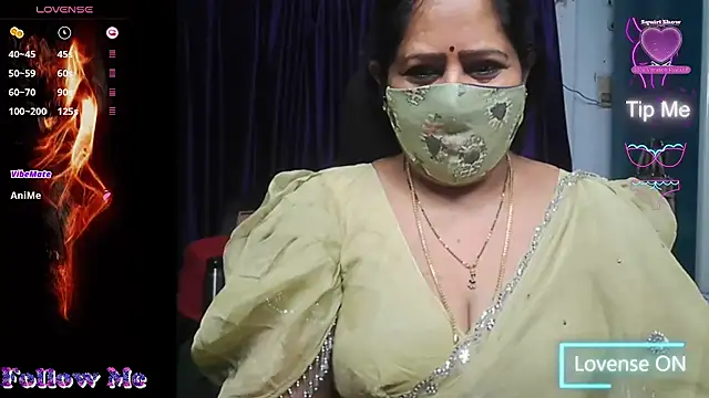 Snapshot of Rani_Darling_99 chatting on May 31, 12:41 am Rani Darling 99 online show from May 31, 12:41 am