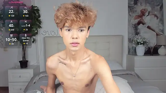 Felix Rey online show from October 2, 4:14 pm