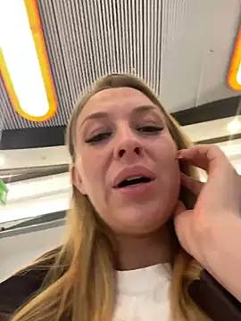 Snapshot of Sweet___Emily chatting on December 19, 12:12 pm Sweet Emily online show from December 19, 12:12 pm