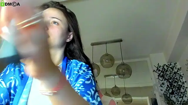 IreneVON online show from March 30, 3:18 am