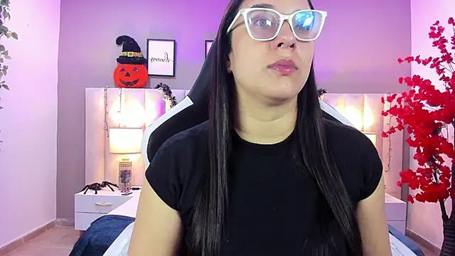 sara parker069 online show from November 4, 1:54 pm