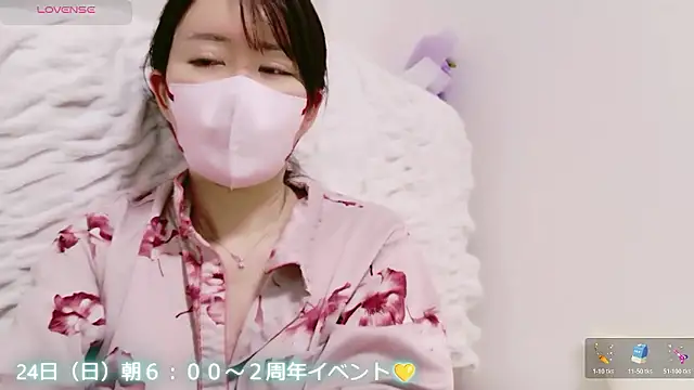 maii- online show from May 21, 4:25 pm