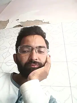 Snapshot of sagarghai07 chatting on September 27, 11:48 am sagarghai07 online show from September 27, 11:48 am