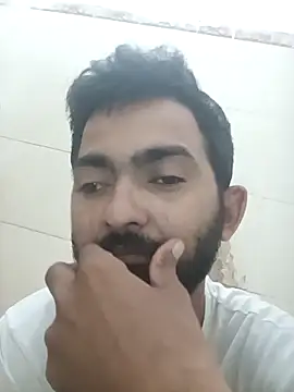 Snapshot of sagarghai07 chatting on September 29, 12:27 am sagarghai07 online show from September 29, 12:27 am